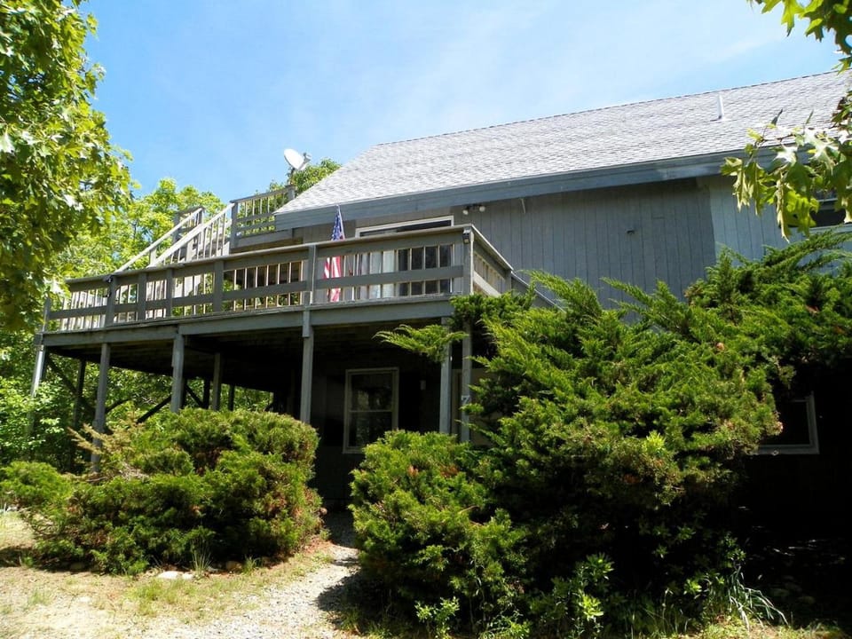 Cottage Rental on Chappaquiddick Island with Transferable Ferry Ticket Availability Massachusetts House in Chappaquiddick Island