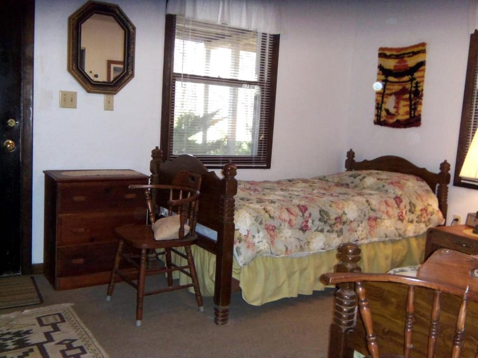 Cottage Rental on Chappaquiddick Island with Transferable Ferry Ticket Availability Massachusetts House in Chappaquiddick Island