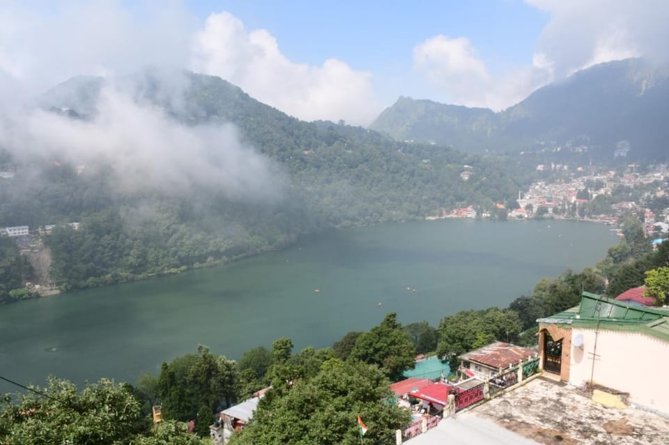 Nearby landmark, Day, Natural landscape, Bird's eye view, Lake view, Mountain view