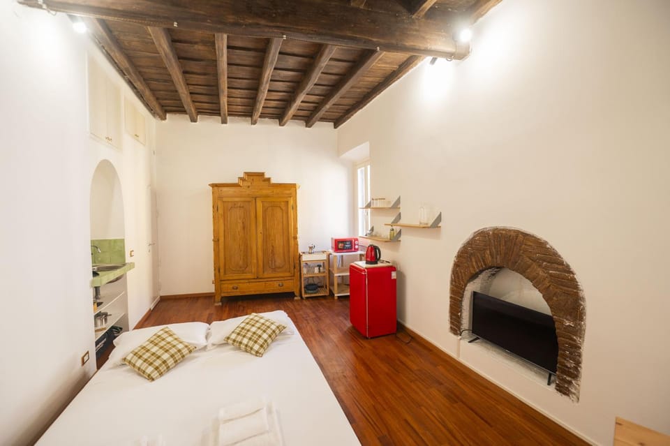 Bed, Kitchen or kitchenette, wardrobe