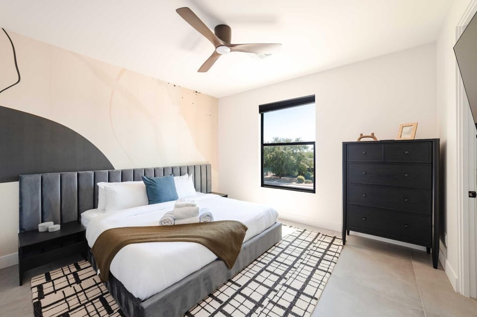 Bed, Bedroom