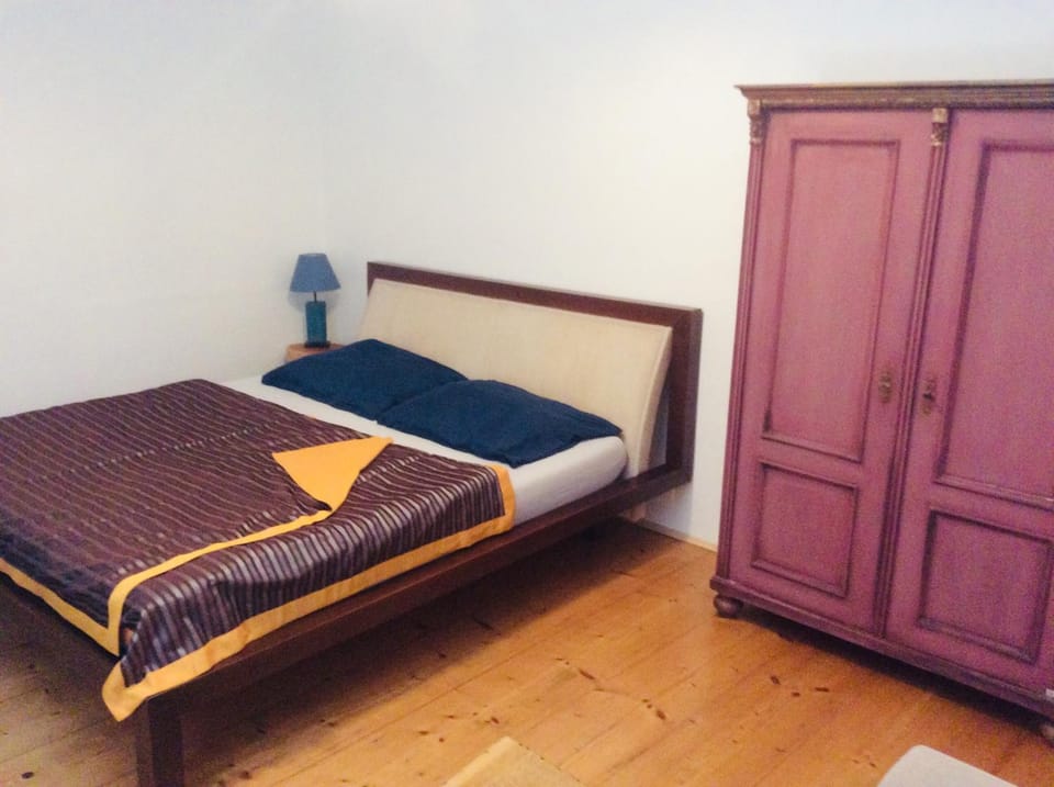 Bedroom, wardrobe