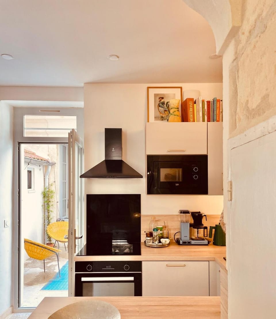 Kitchen or kitchenette, stove
