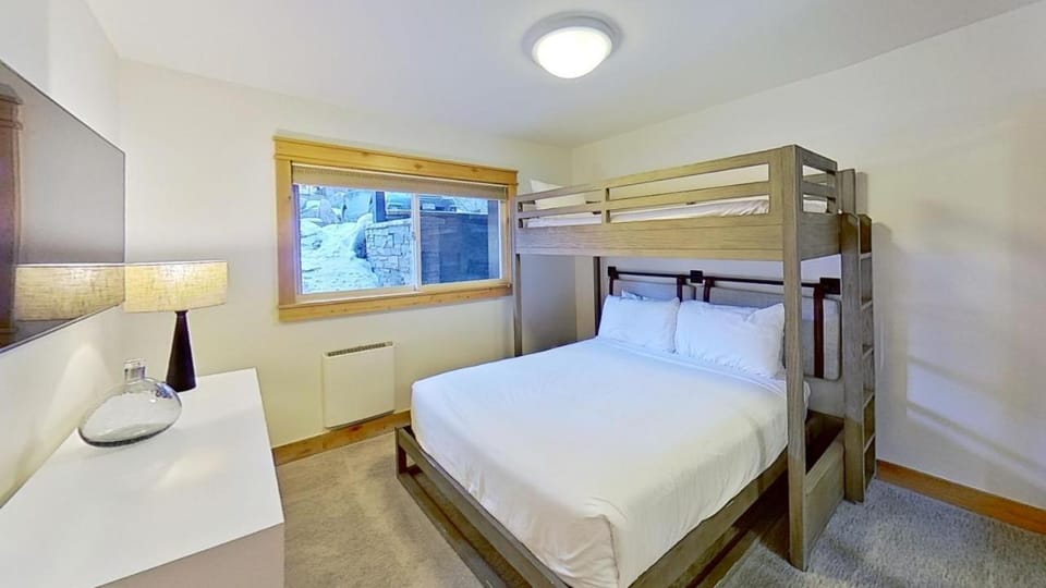 Crestwood 1116 Premier 2 Bedroom House in Snowmass Village