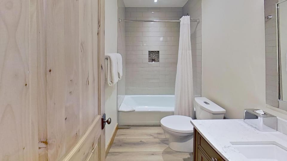 Crestwood 1116 Premier 2 Bedroom House in Snowmass Village