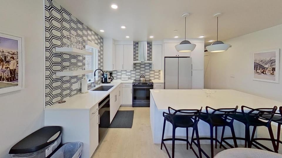 Crestwood 1112 Premier 3 Bedroom House in Snowmass Village
