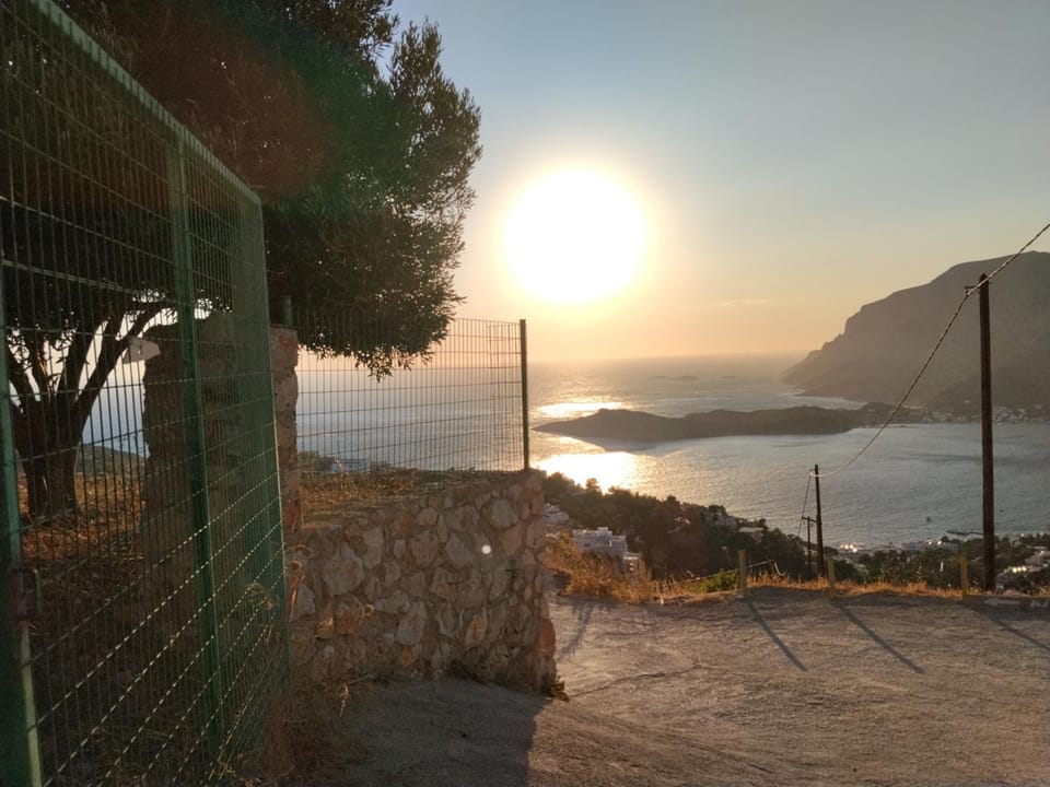 Symbligates rocks House in Kalymnos