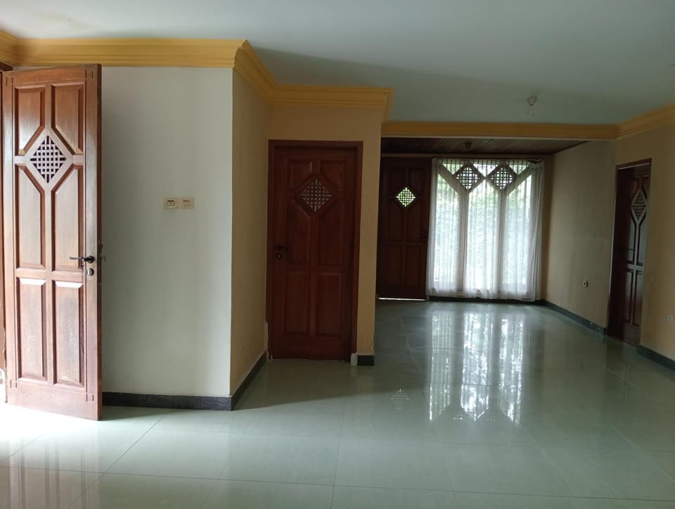 Welys vilas Villa in Cisarua