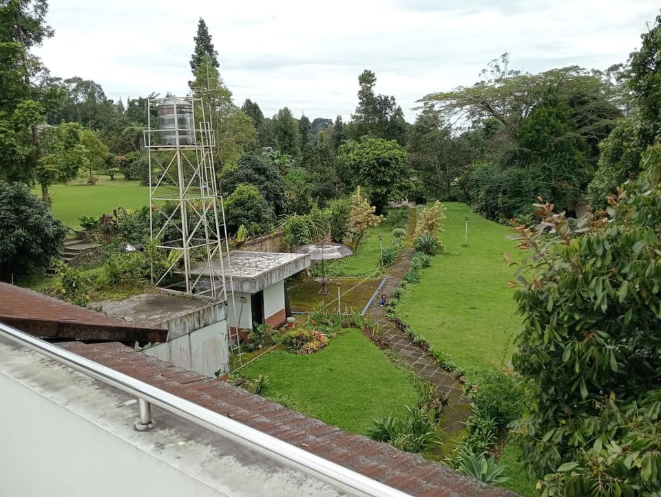 Welys vilas Villa in Cisarua