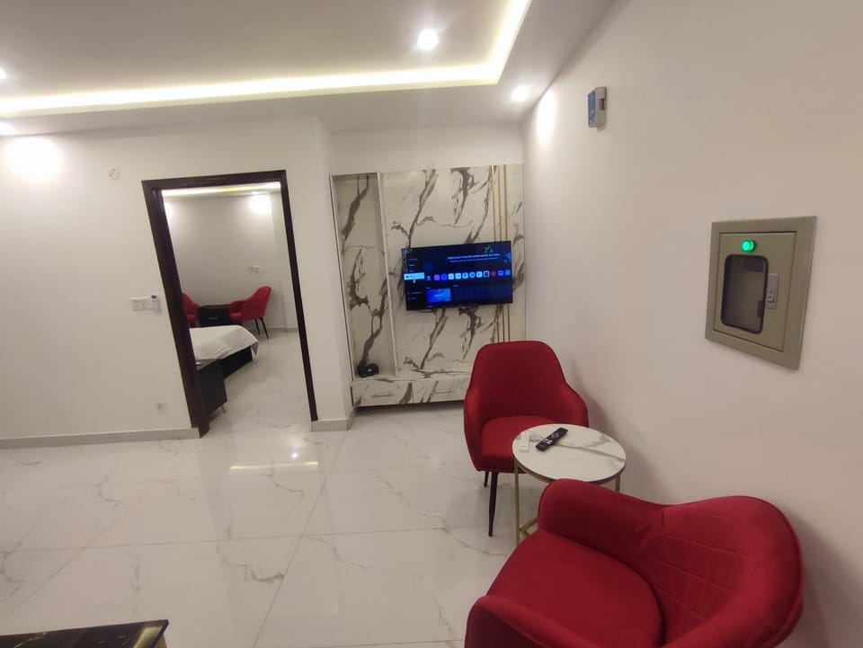 Gold Creat Heights By Billion Group Apartment in Lahore