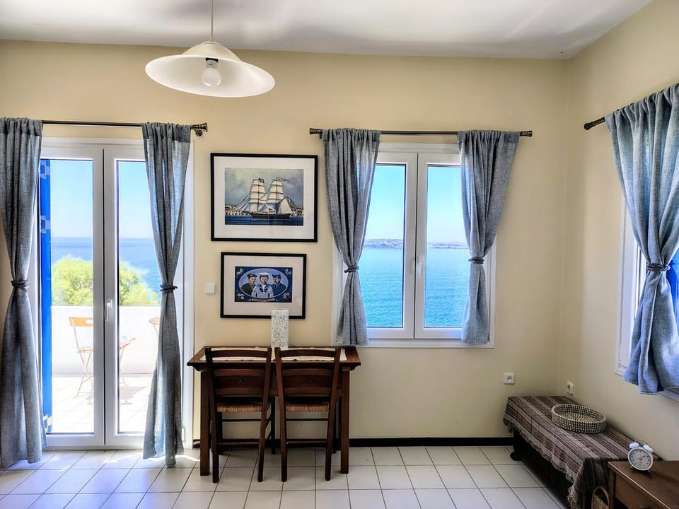 Bed, View (from property/room), View (from property/room), Balcony/Terrace, Balcony/Terrace, Bedroom