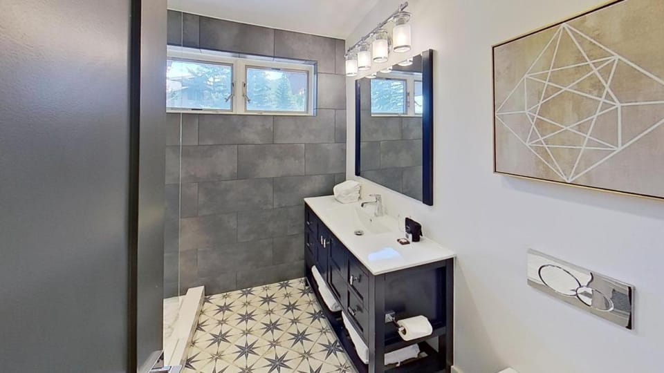 Crestwood 1301 Premier 1 Bedroom plus Loft House in Snowmass Village