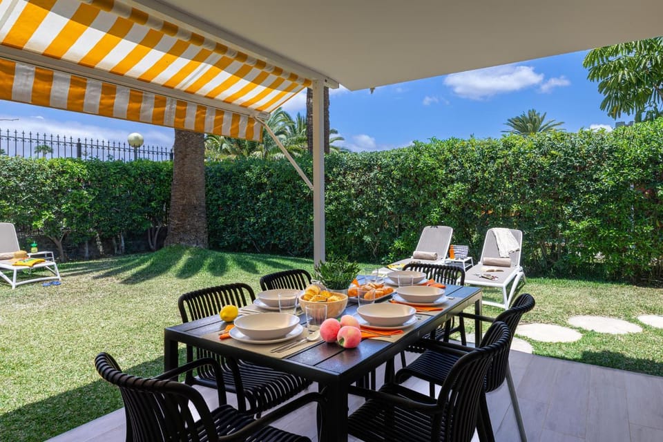 Day, Garden, Other, Food, Garden view, sunbed