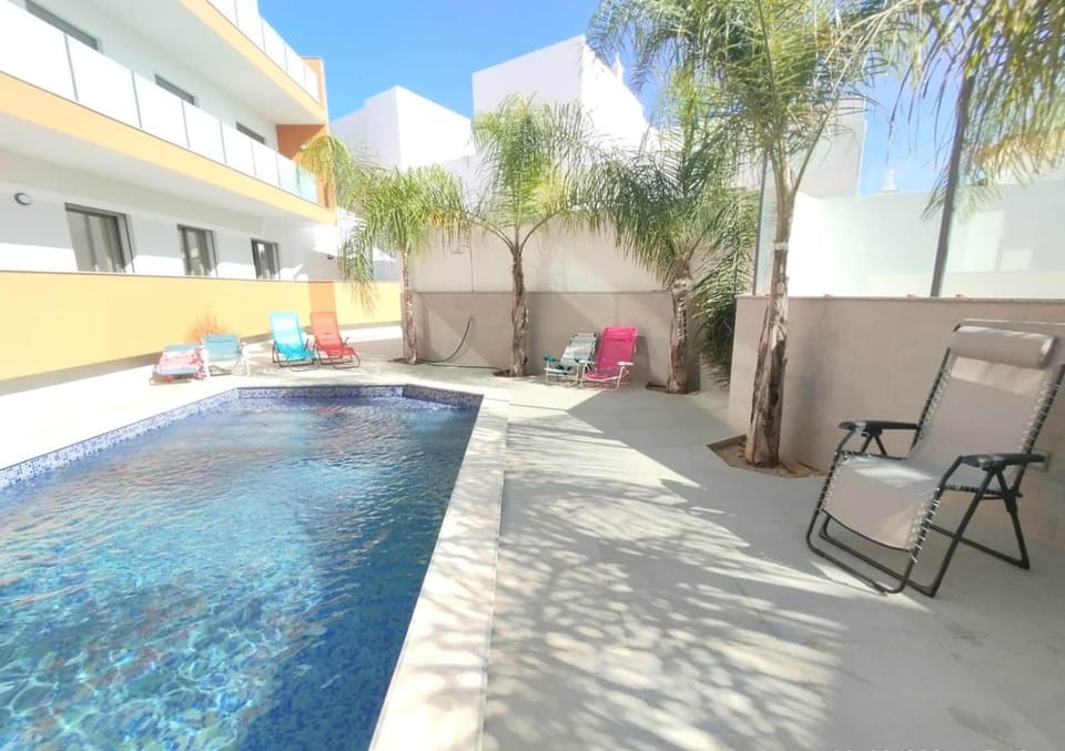 Day, Pool view, Swimming pool, Swimming pool, sunbed