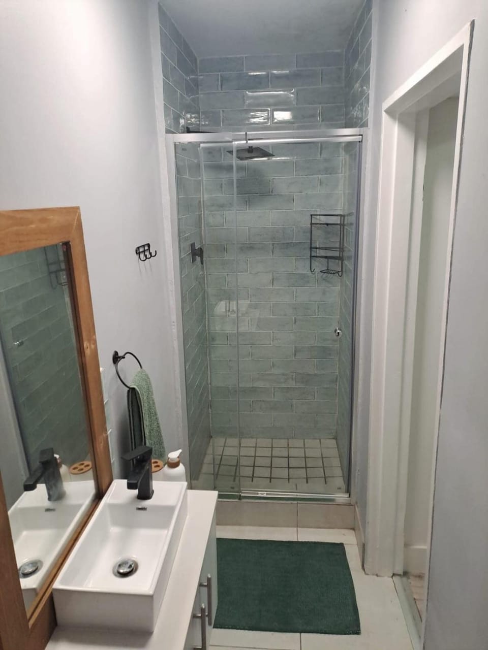 Mooiloop Self Catering Apartment in Cape Town