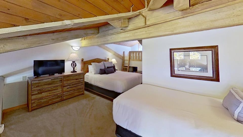 Crestwood 1312 Premier 1 Bedroom plus Loft House in Snowmass Village