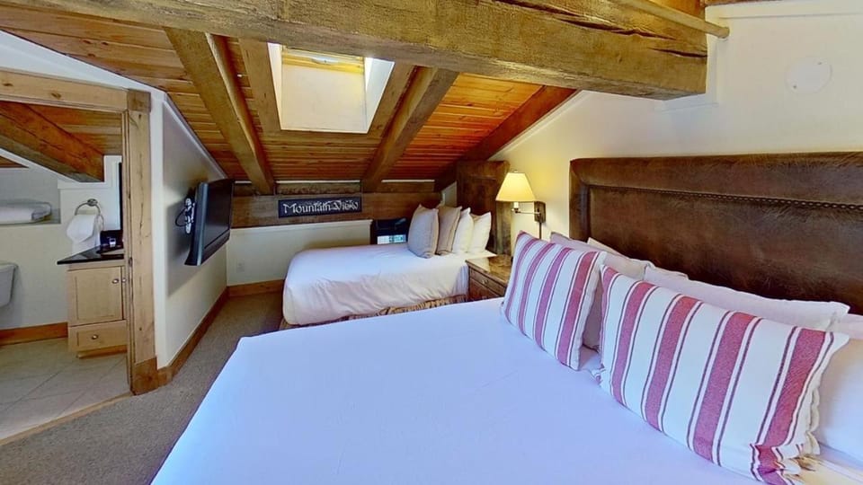 Crestwood 1313 Deluxe 1 Bedroom plus Loft House in Snowmass Village