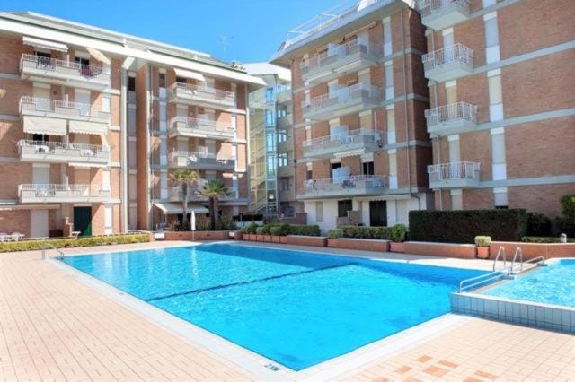 Residence Puerto del Sol da Agenzia Colla Jesolo Apartment in Lido di Jesolo