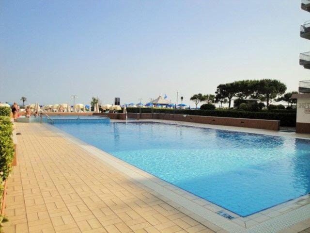 Residence Puerto del Sol da Agenzia Colla Jesolo Apartment in Lido di Jesolo