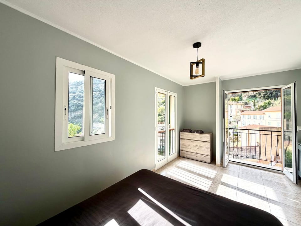 Maison Azurélienne Bed and Breakfast in Menton