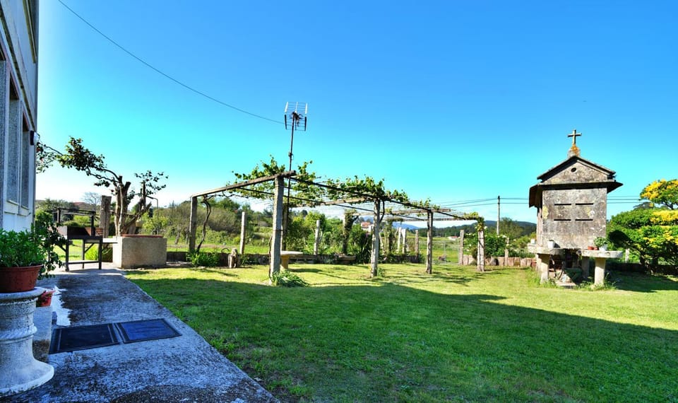 Property building, Off site, Garden