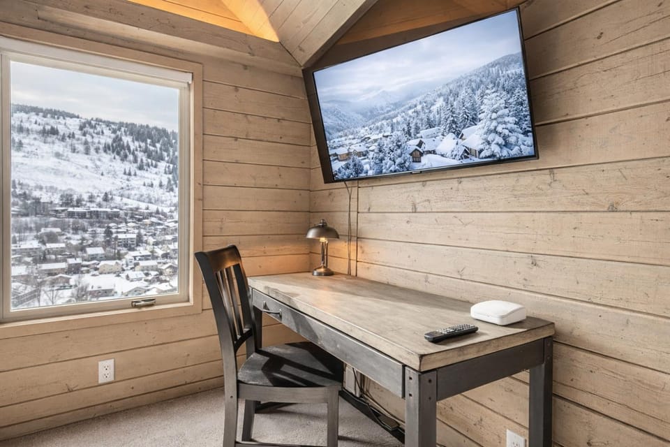 311 Ontario Mountain Majesty by SkyRun Park City House in Park City