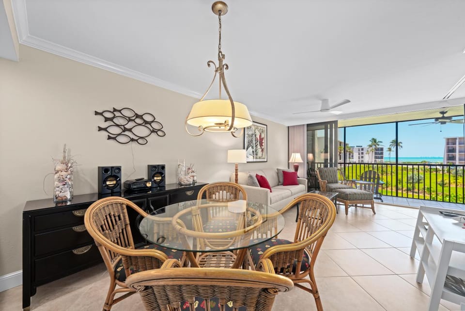 Sundial C208 House in Sanibel Island