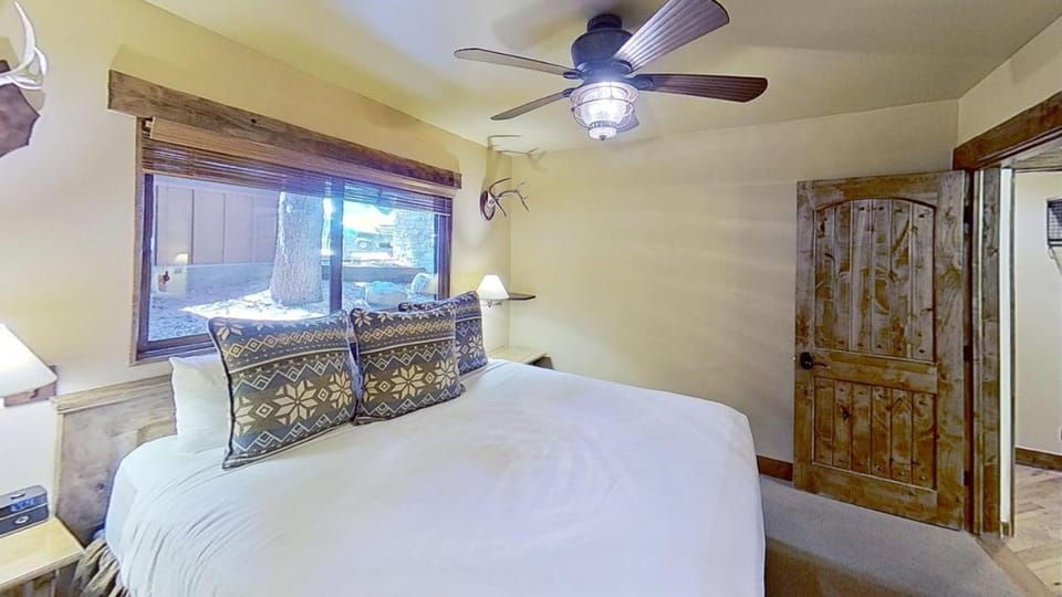 Crestwood 2110 Premier 1 Bedroom House in Snowmass Village