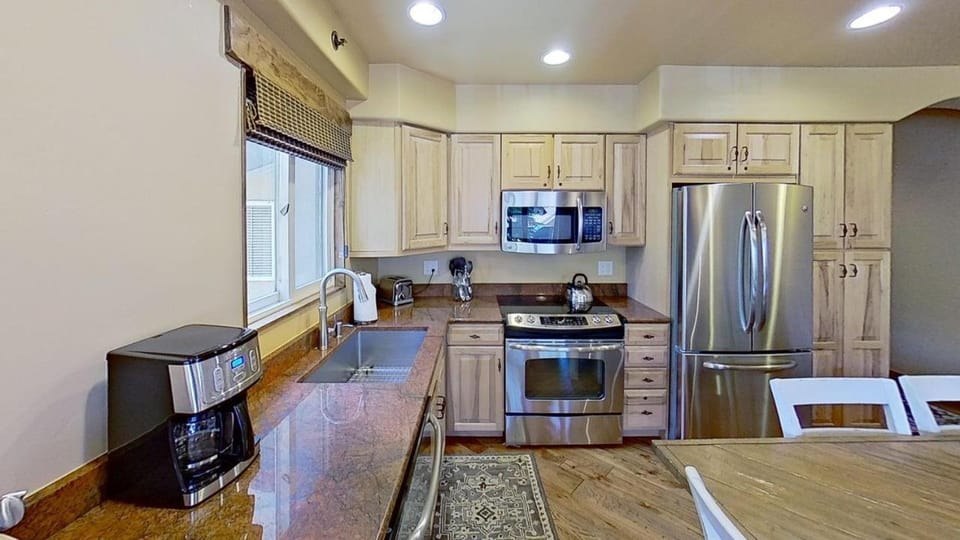 Crestwood 2110 Premier 1 Bedroom House in Snowmass Village