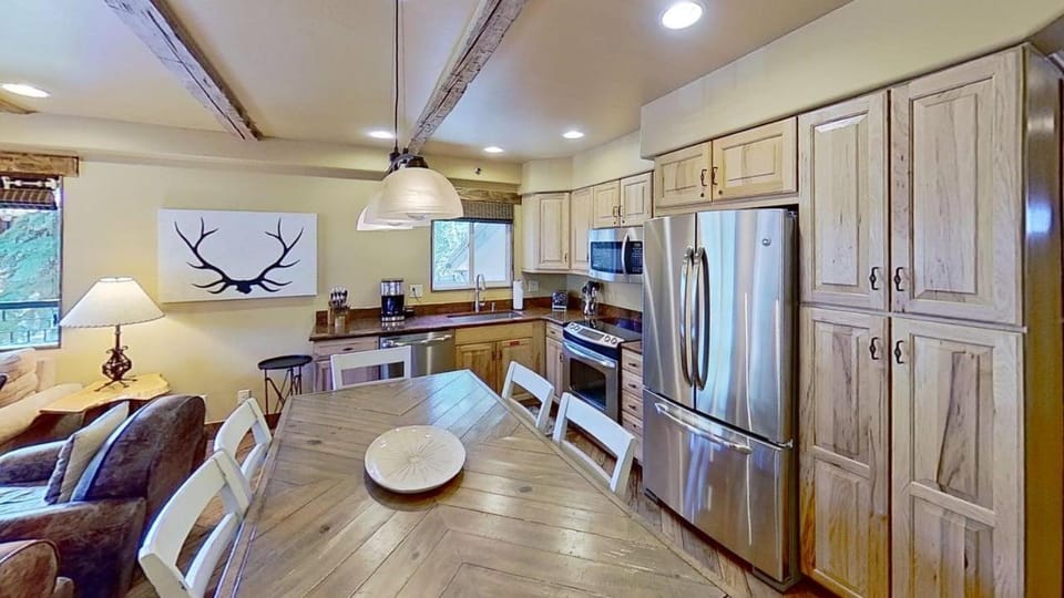 Crestwood 2110 Premier 1 Bedroom House in Snowmass Village