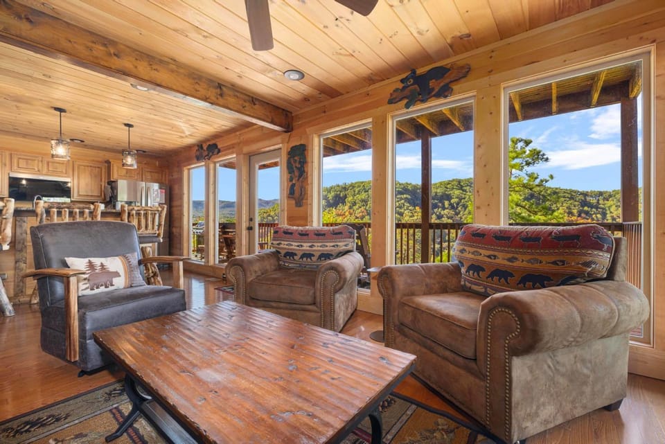 Cabin FREE Resort Amenities Pigeon Forge Cabin in Pigeon Forge