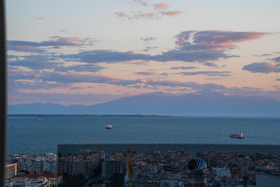 Bird's eye view, View (from property/room), City view, Sea view, Sunrise, Sunset