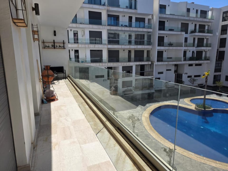 Confort & Luxe avec Vue Piscine 5 min de la Plage Apartment in Agadir