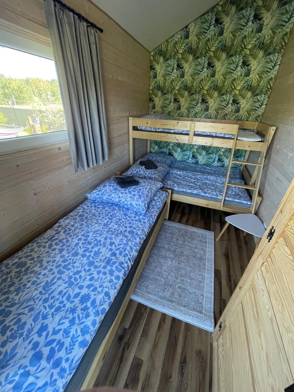 Photo of the whole room, bunk bed