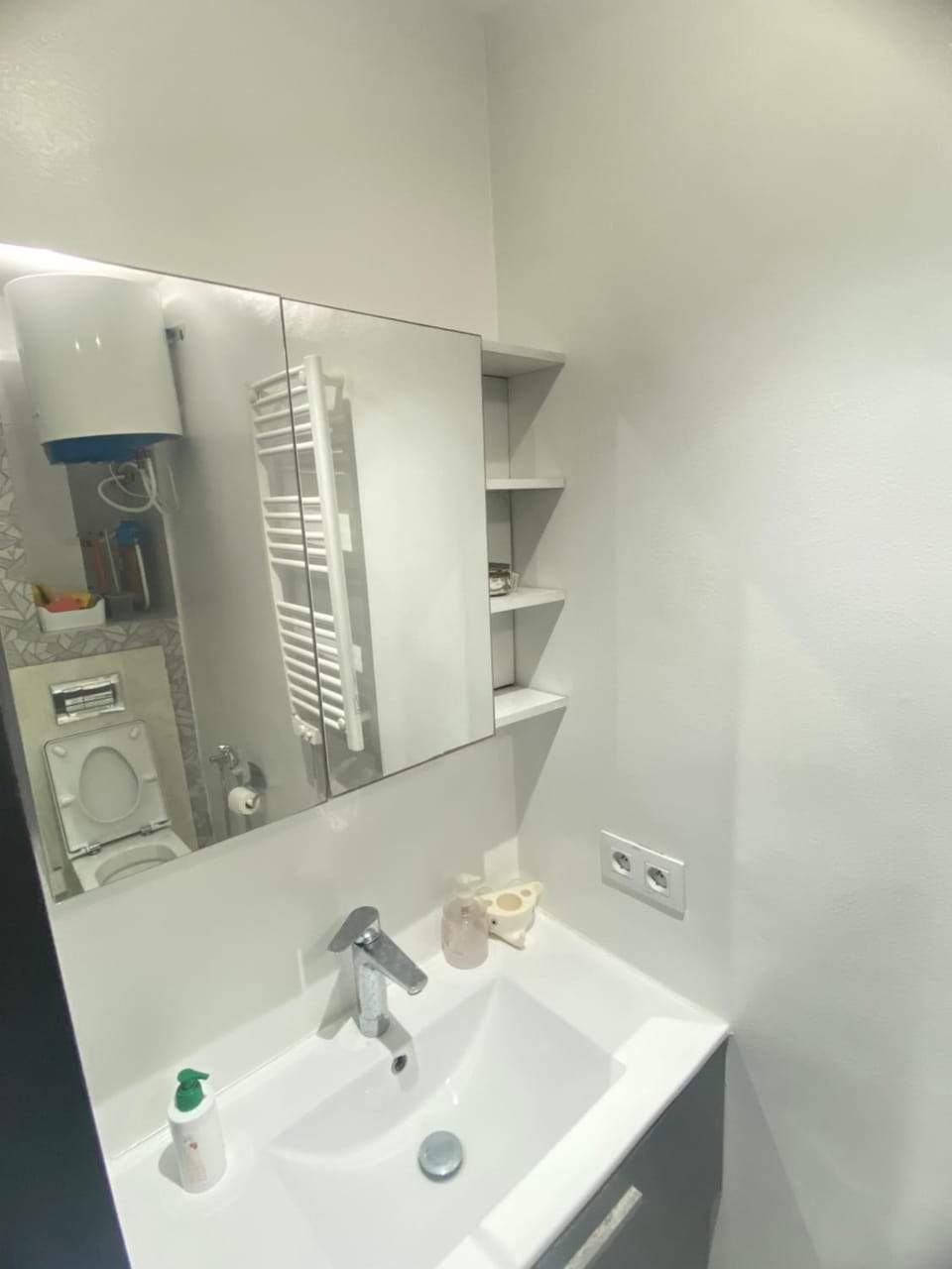 Modern & Spacious 2BR- Ville Haute Kenitra-Garage Apartment in Rabat-Salé-Kénitra