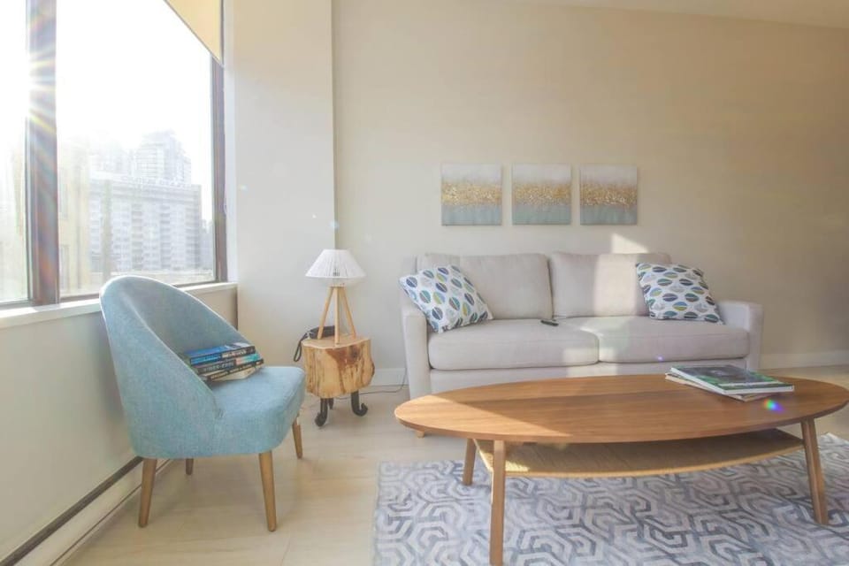Beautiful Downtown Unit Apartment in Vancouver