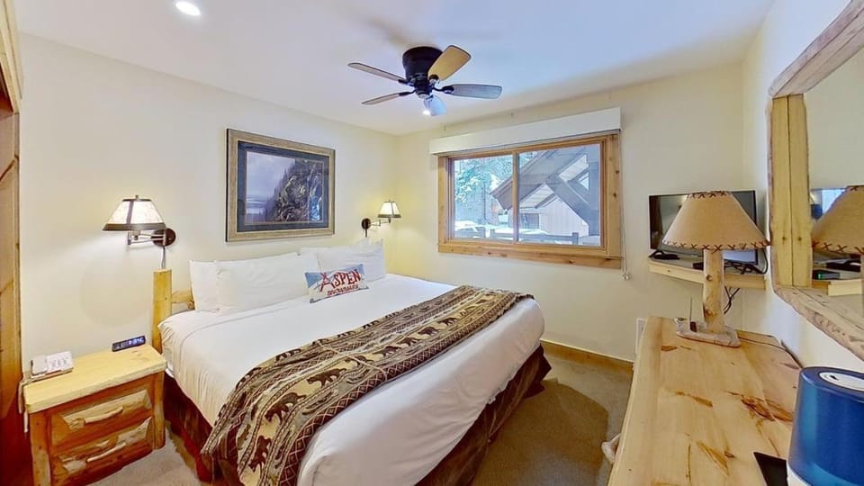 Crestwood 2215 Deluxe 1 Bedroom House in Snowmass Village