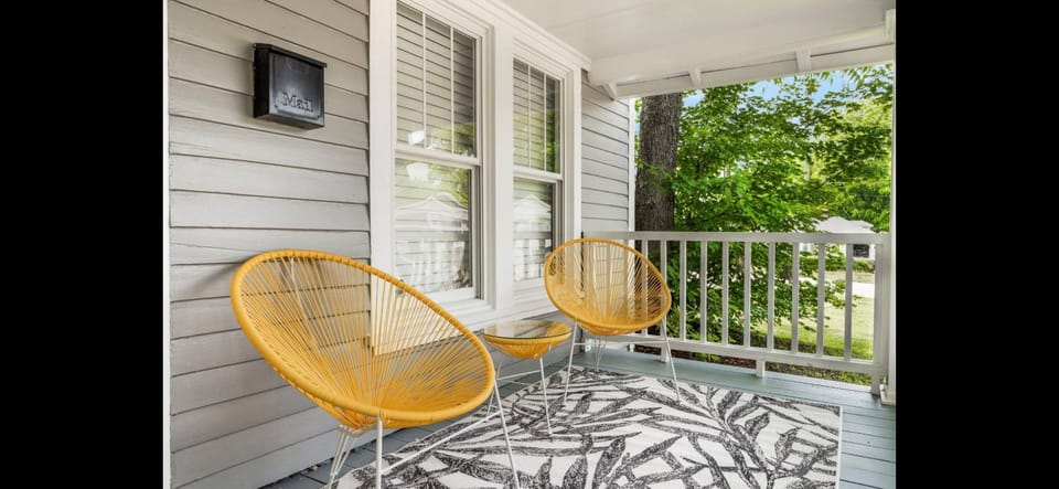 Raleigh Daydream Villa in Raleigh