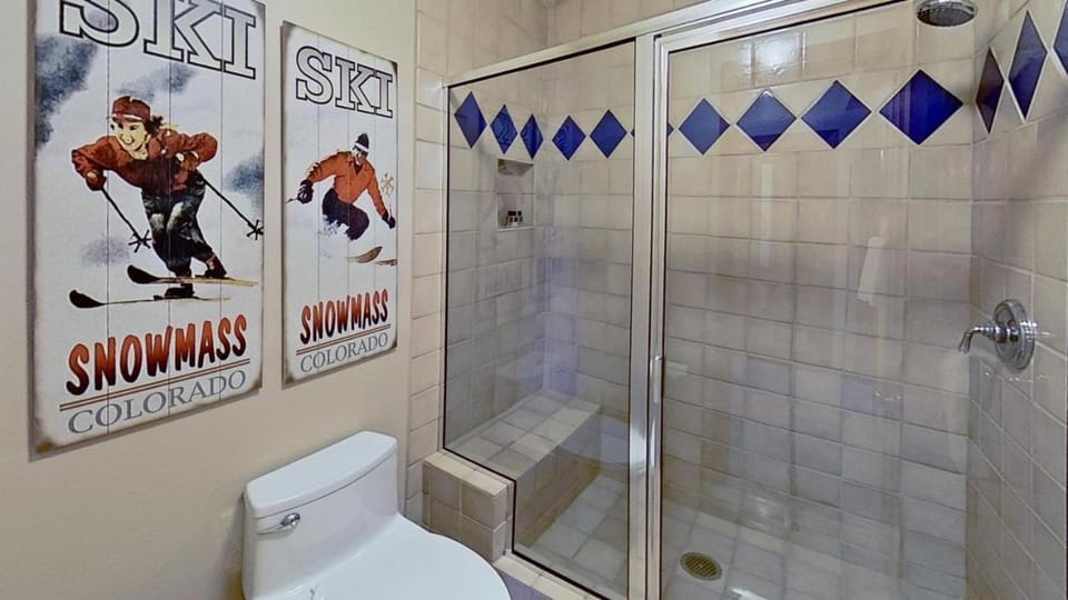 Crestwood 2217 Deluxe 2 Bedroom Grand House in Snowmass Village