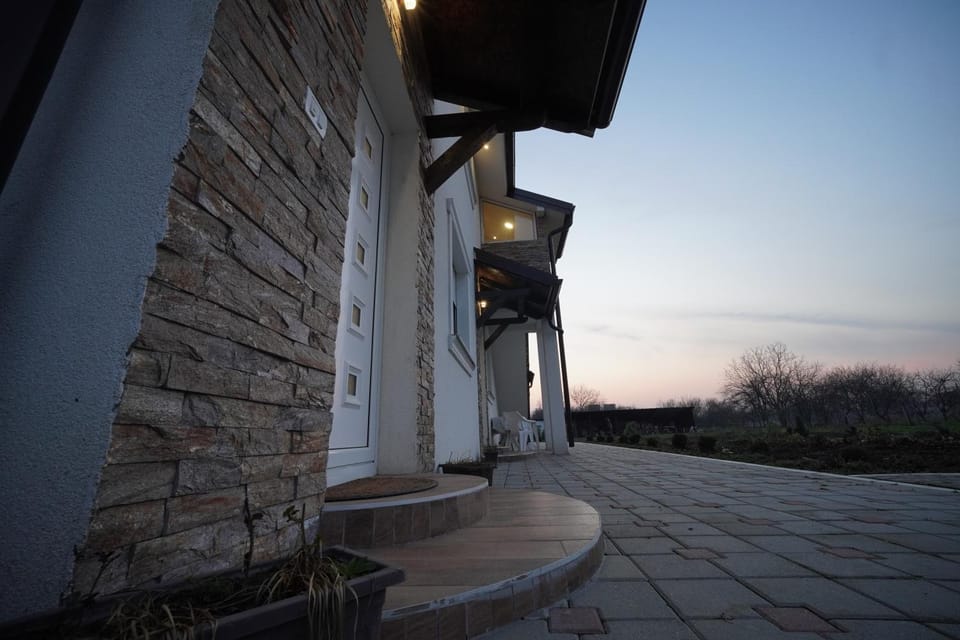 Property building, Day