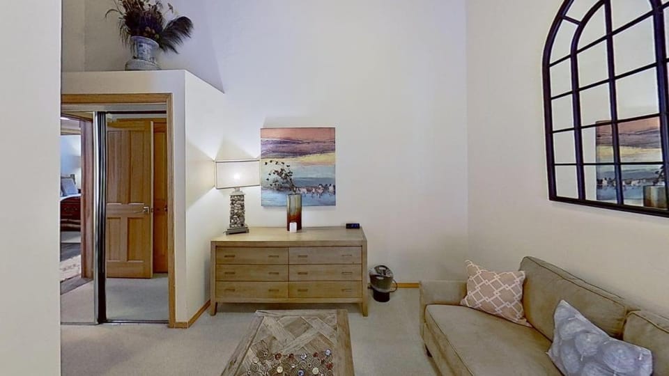 Crestwood 2304 Deluxe 2 Bedroom House in Snowmass Village