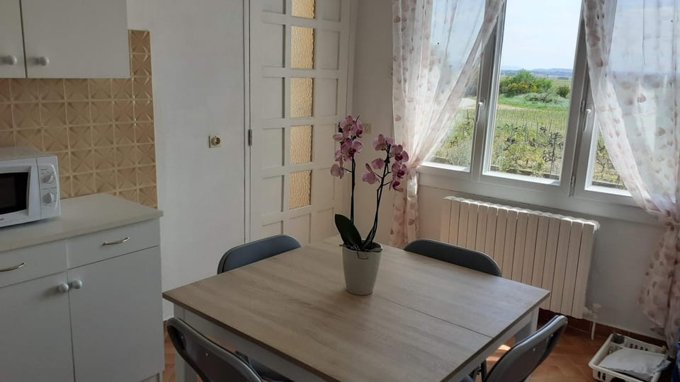 Studio a la campagne Apartment in Sorgues