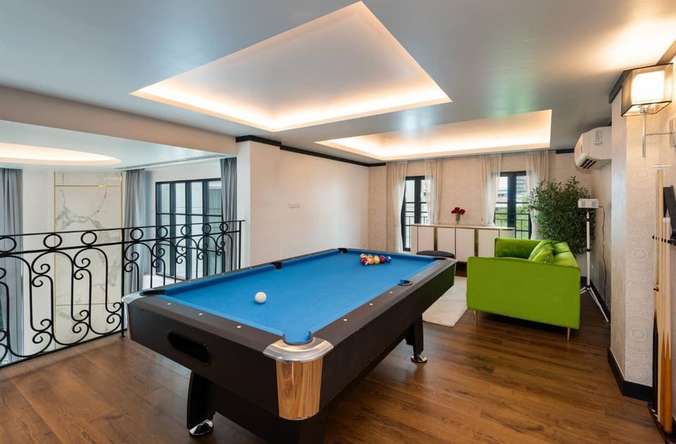 Billiard