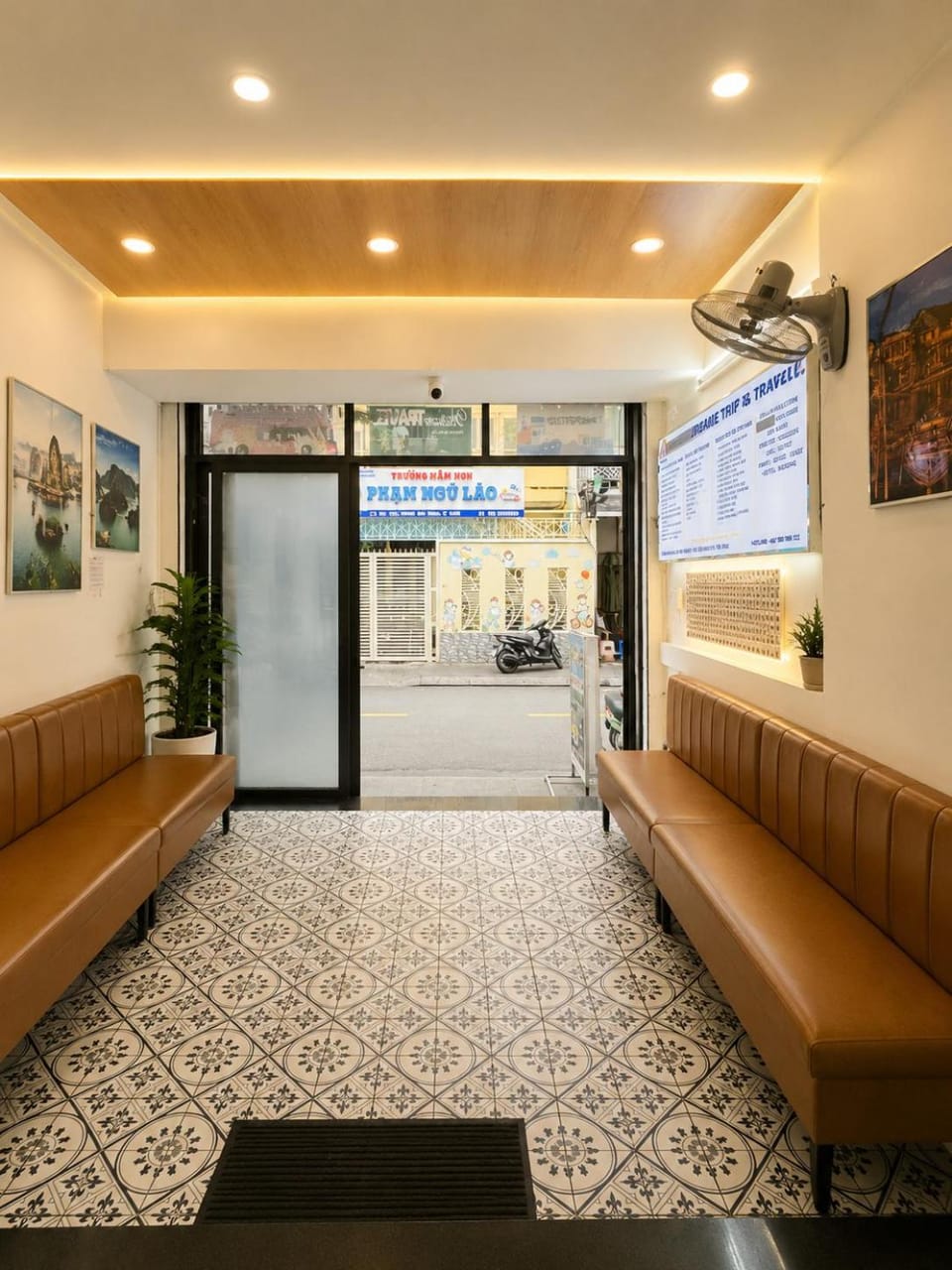 Lobby or reception, Seating area