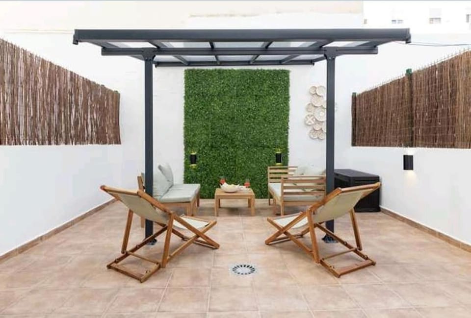 Patio, Balcony/Terrace, Seating area, sunbed