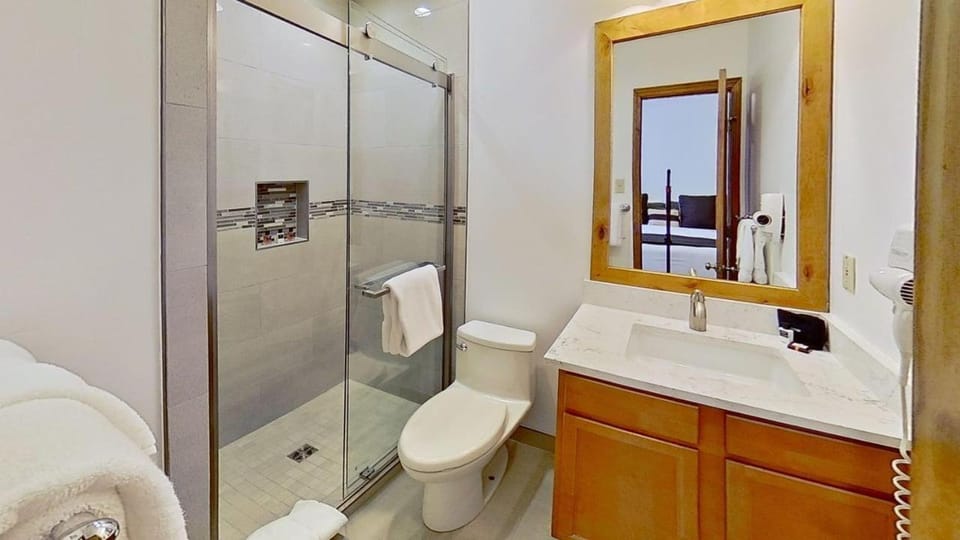 Crestwood 3103 Deluxe 2 Bedroom House in Snowmass Village