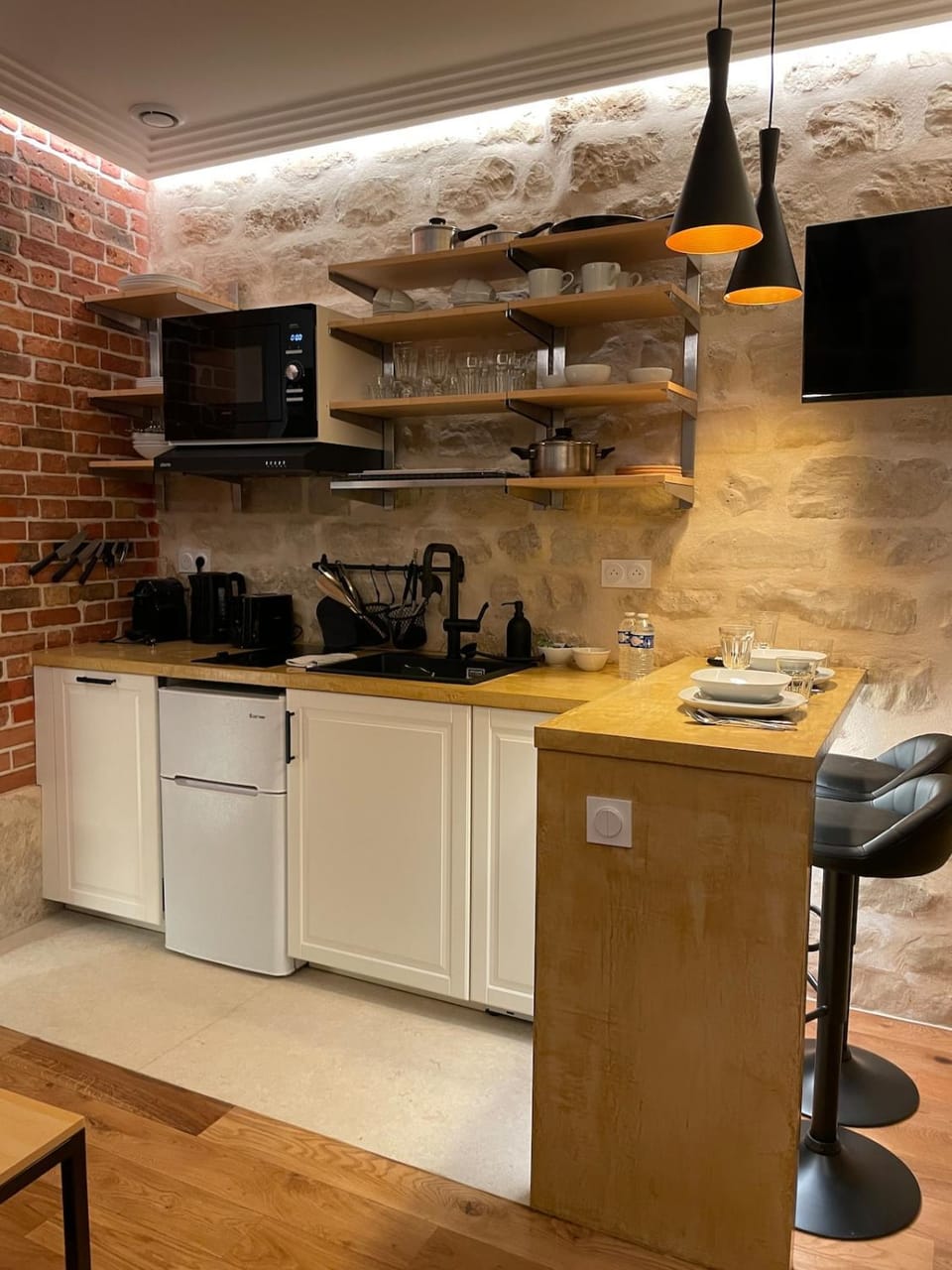 Cozy Loft Montmartre Place des Abbesses Sacré Cœur Apartment in Paris