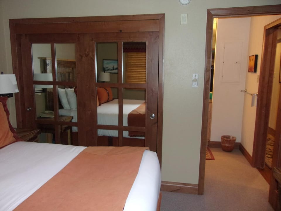 Crestwood 3202 Deluxe 2 Bedroom House in Snowmass Village