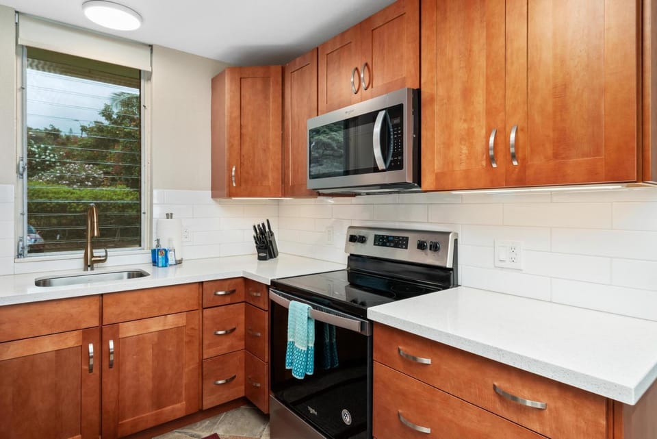 Big Island Keauhou Akahi 408 by Coldwell Banker Island Vacations Apartment in South Kona