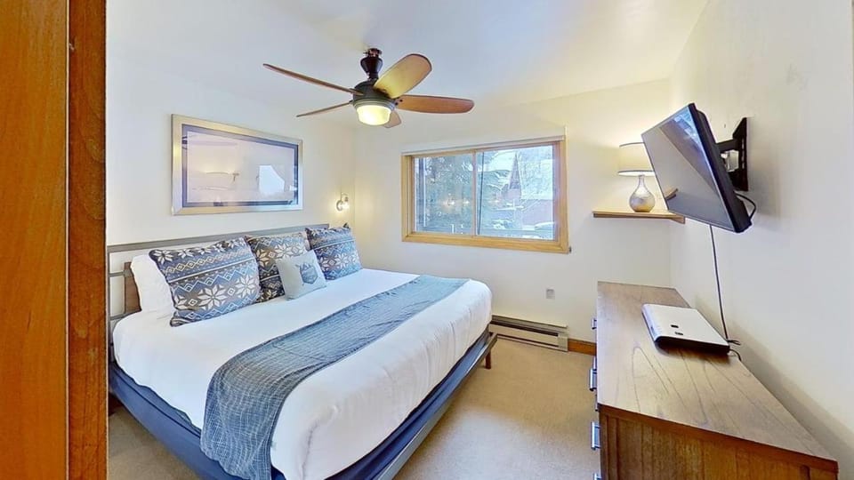 Crestwood 3208 Premier 1 Bedroom House in Snowmass Village
